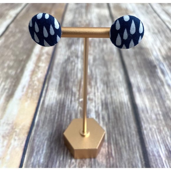 NEW handmade raindrop fabric stud button earrings - Picture 1 of 3